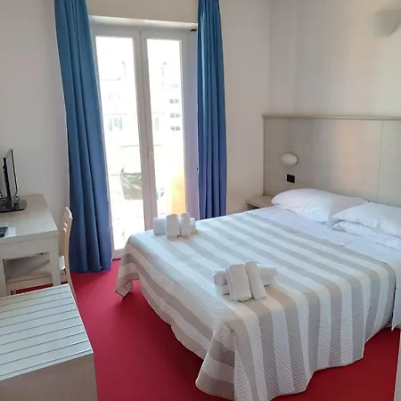 Hotel Berenice Rimini Exterior photo