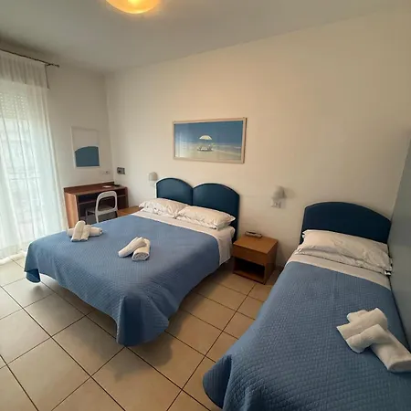 Hotel Berenice Rimini Exterior photo